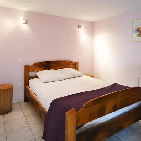 Nyaraló Le Pressoir Domaine De Jouani *